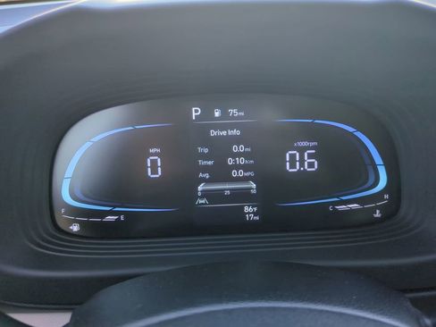 New 2026 Hyundai Venue SEL FWD image 32