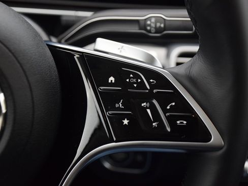 Used 2025 Mercedes-Benz GLE 350 4MATIC image 25