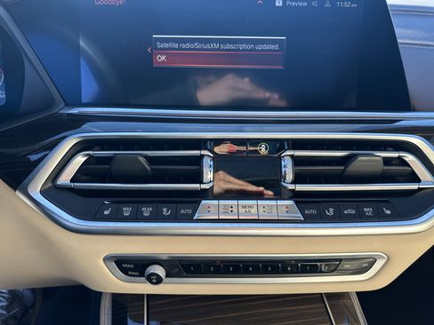 Used 2019 BMW X5 xDrive40i w/ Premium Package 2 image 31