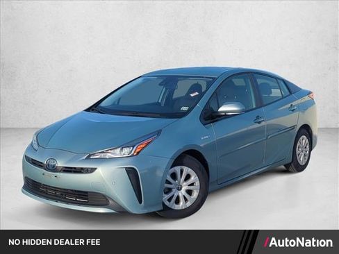 Used 2020 Toyota Prius LE w/ Protection Package #2 FWD image 1