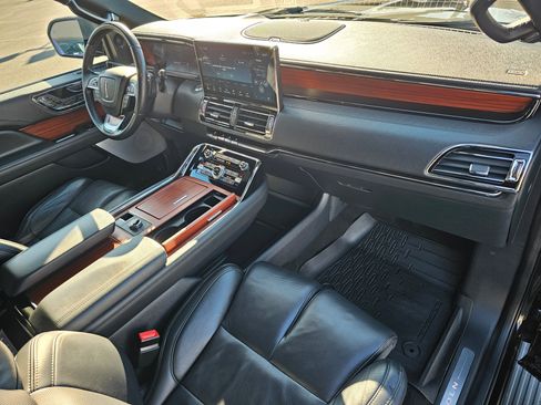 Used 2024 Lincoln Navigator L Reserve w/ Equipment Group 201A image 47