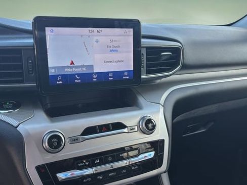 Used 2021 Ford Explorer XLT w/ Equipment Group 202A image 23