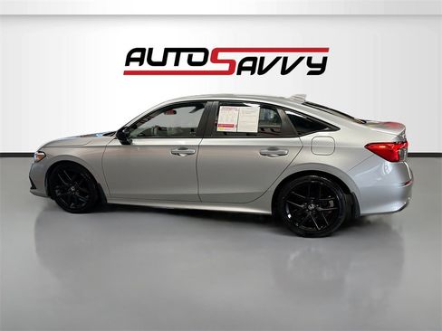 Used 2022 Honda Civic Sport image 4