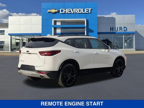New 2025 Chevrolet Blazer LT w/ Sound & Technology Package AWD/4WD image 4