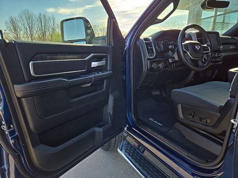 Used 2024 RAM 2500 Big Horn w/ Bed Utility Group AWD/4WD image 38