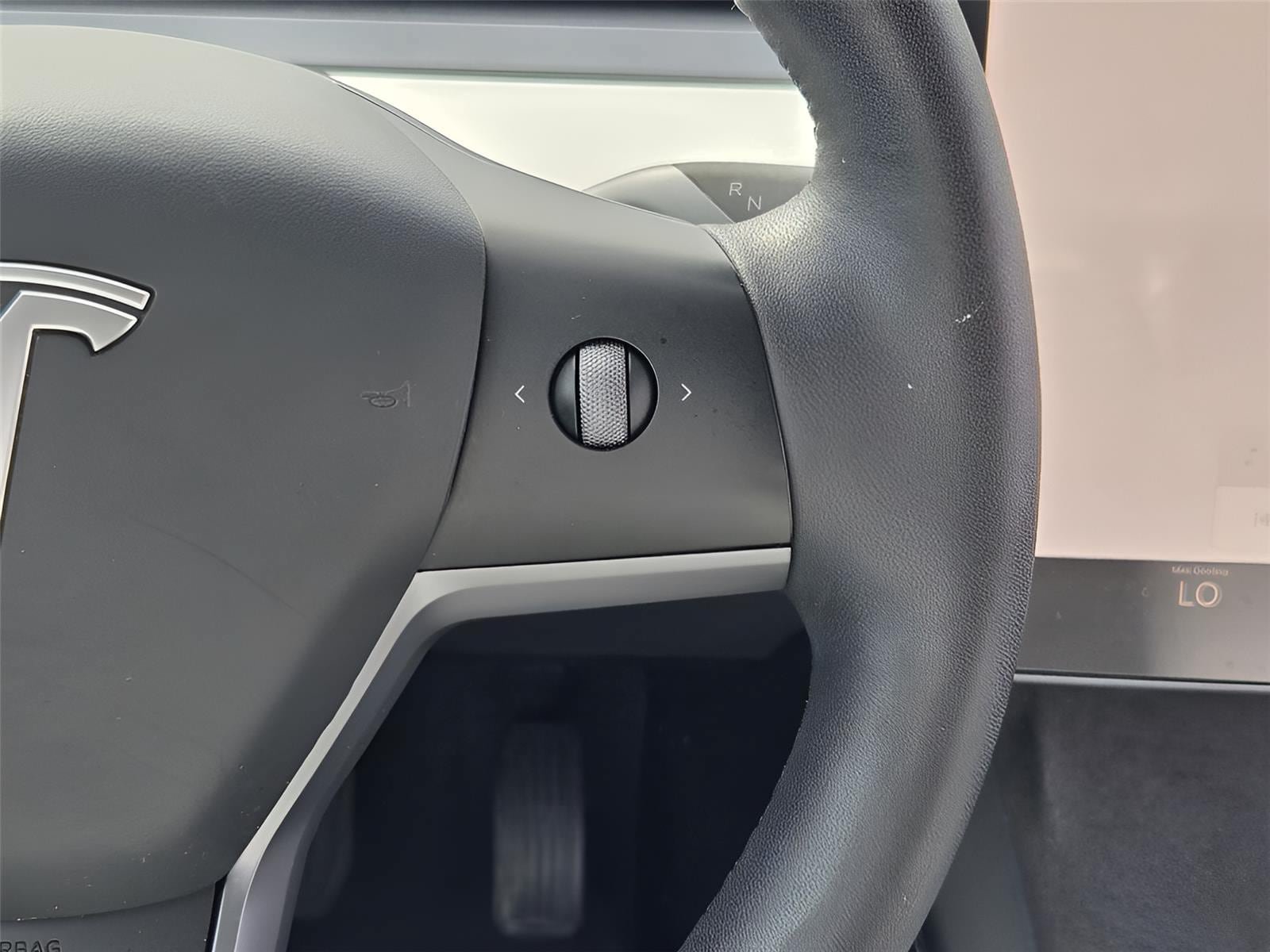 Used 2023 Tesla Model 3 Standard Range RWD image 26