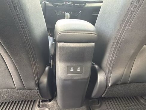 New 2026 Nissan Kicks SR image 25