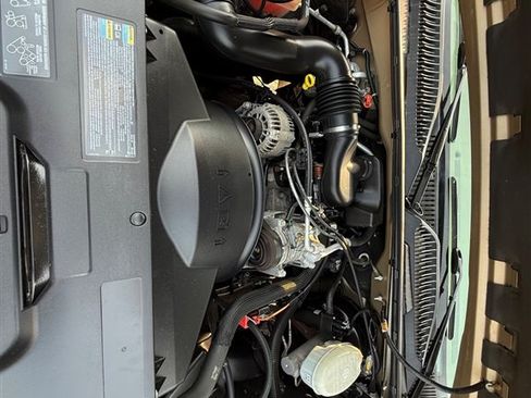 Used 2004 GMC Sierra 1500 W/T RWD image 13