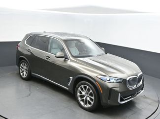 Certified 2025 BMW X5 xDrive40i w/ Premium Package video 2