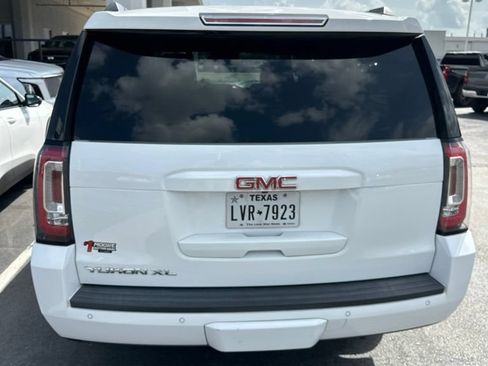 Used 2018 GMC Yukon XL SLT w/ Open Road Package RWD image 11