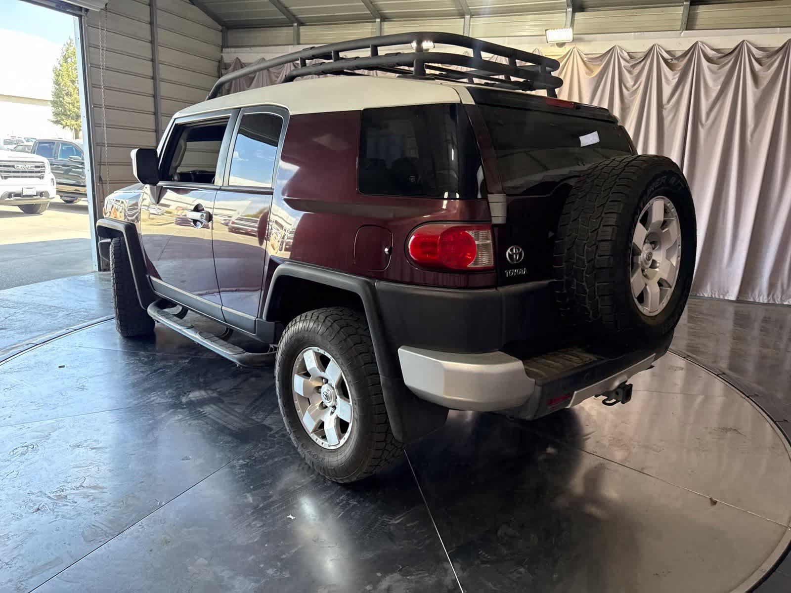 Used 2007 Toyota FJ Cruiser 4WD w/ Upgrade Pkg 1 image 7