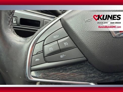 Used 2020 Cadillac XT5 Premium Luxury image 10