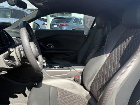 Used 2021 Audi R8 V10 RWD image 8