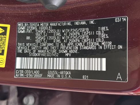Used 2014 Toyota Highlander Limited Platinum AWD/4WD image 25