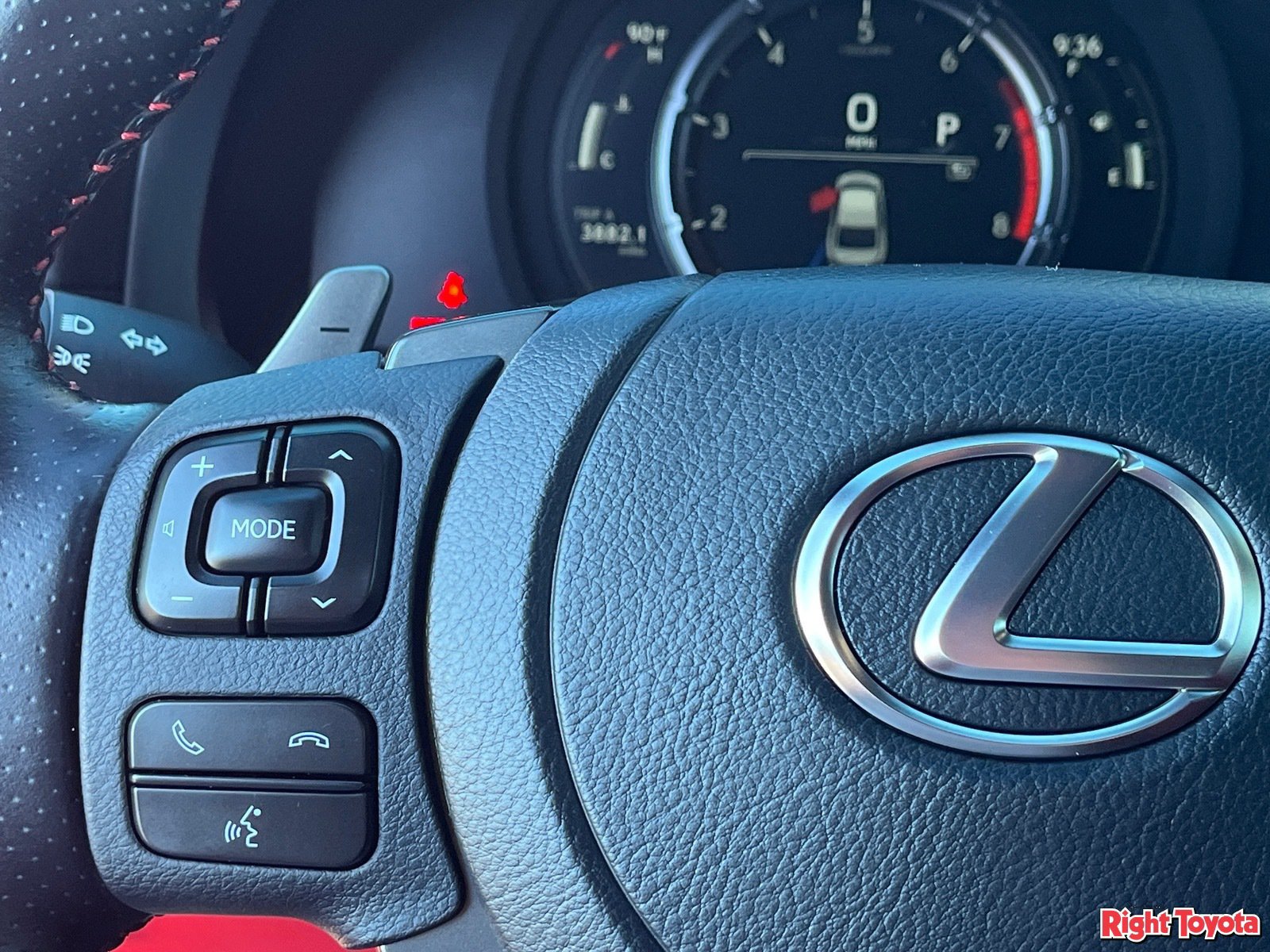 Used 2025 Lexus IS 350 F Sport RWD image 22