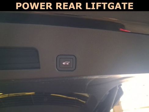 Used 2025 Buick Enclave Preferred image 28