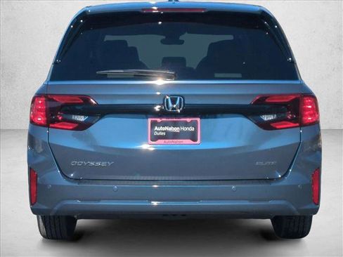 New 2026 Honda Odyssey Elite image 8