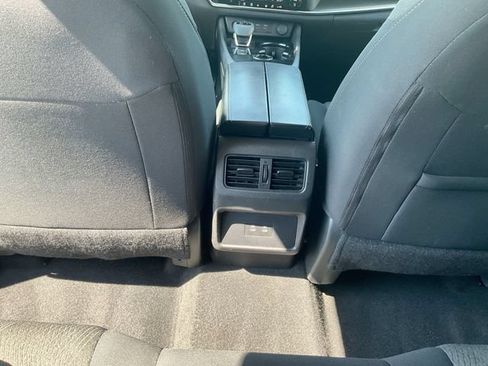 Certified 2024 Nissan Rogue SV AWD/4WD image 32