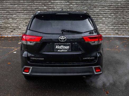 Used 2019 Toyota Highlander Limited image 8