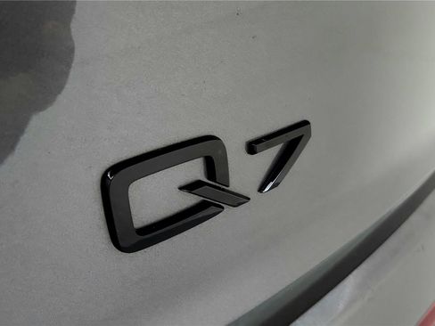Used 2023 Audi Q7 3.0T Premium Plus image 9