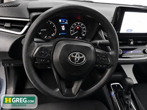 Used 2025 Toyota Corolla LE FWD image 10