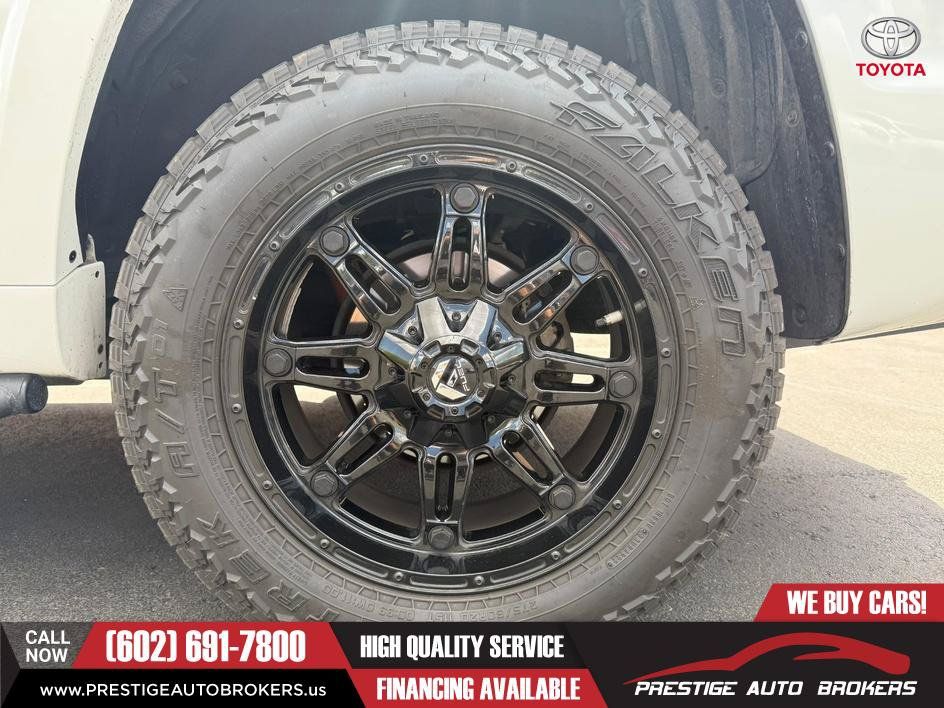 Used 2018 Toyota 4Runner Limited AWD/4WD image 17