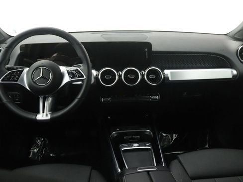 Certified 2026 Mercedes-Benz GLB 250 image 9