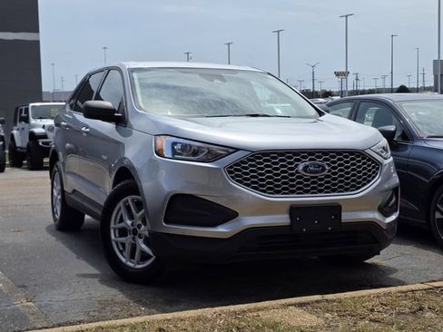 Used 2024 Ford Edge SE AWD/4WD image 6
