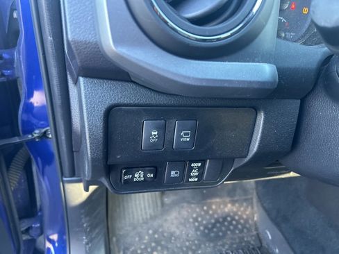 Used 2023 Toyota Tacoma TRD Sport image 24