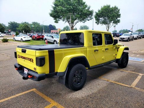 Used 2023 Jeep Gladiator Mojave w/ Cold Weather Group AWD/4WD image 5