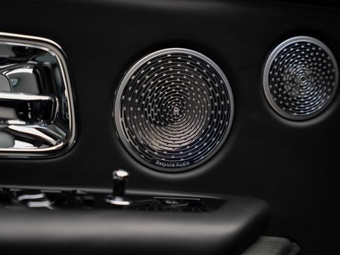 Used 2022 Rolls-Royce Cullinan w/ Technology Package AWD/4WD image 58