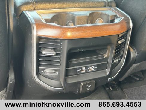 Used 2021 RAM 1500 Laramie AWD/4WD image 19