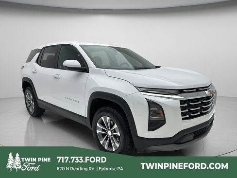 Used 2025 Chevrolet Equinox LT AWD/4WD image 1