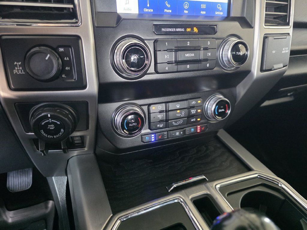 Used 2020 Ford F150 Platinum w/ Equipment Group 701A Luxury AWD/4WD image 20
