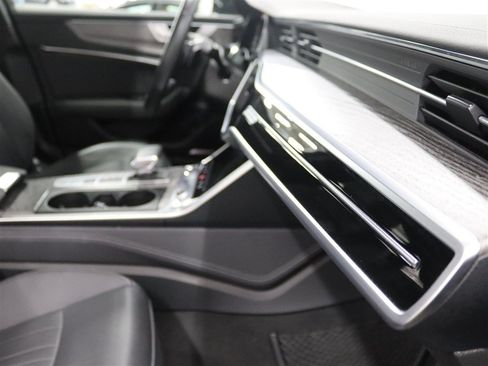 Used 2024 Audi A6 Premium Plus AWD/4WD image 30