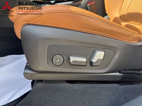 Used 2023 BMW X3 xDrive30i w/ Premium Package AWD/4WD image 25