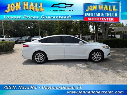 Used 2014 Ford Fusion SE FWD image 7