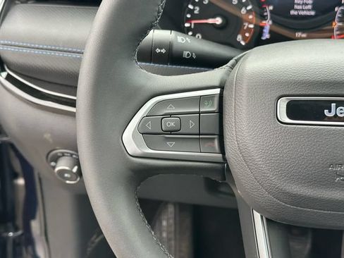 New 2026 Jeep Compass Latitude AWD/4WD image 13
