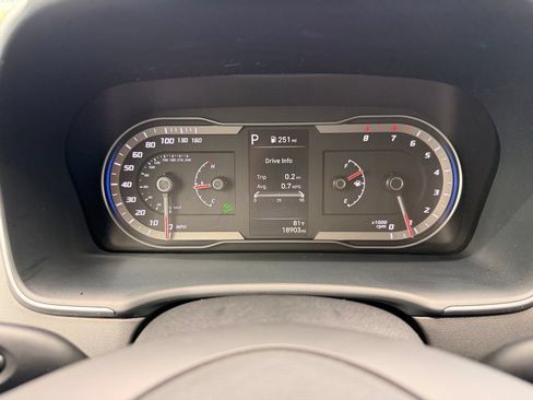 Used 2024 Hyundai Santa Cruz SEL AWD/4WD image 16