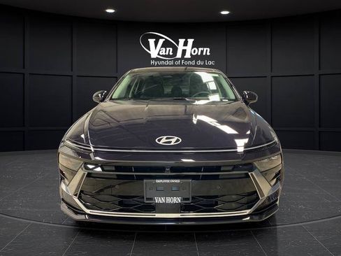 New 2026 Hyundai Sonata Limited FWD image 2