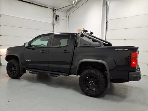 Used 2018 Chevrolet Colorado ZR2 w/ ZR2 Midnight Special Edition AWD/4WD image 6