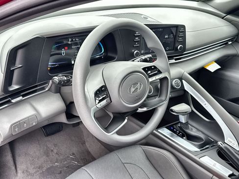 New 2026 Hyundai Elantra SE image 16