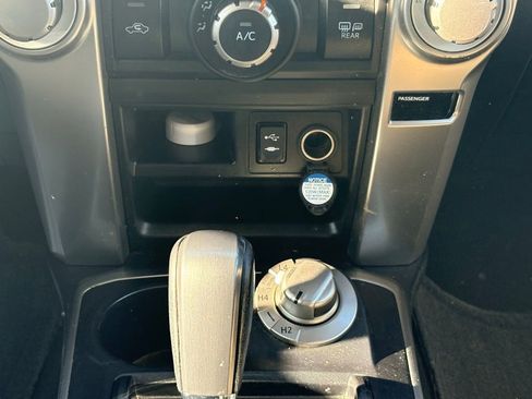 Used 2014 Toyota 4Runner SR5 image 19