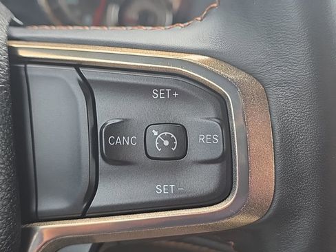 Used 2022 RAM 1500 Limited w/ Body Color Bumper Group AWD/4WD image 29