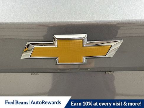New 2026 Chevrolet Trax LT w/ LT Convenience Package FWD image 21