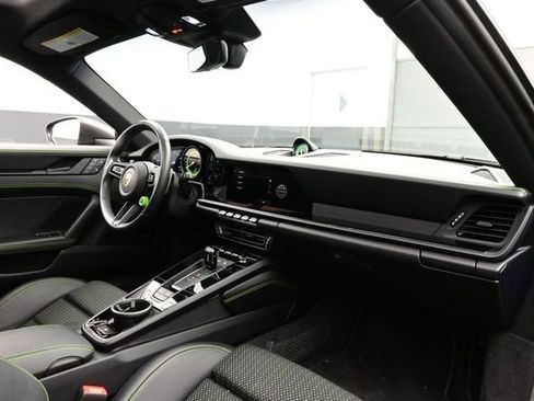 Certified 2024 Porsche 911 Carrera T RWD image 15