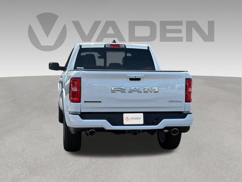 New 2026 RAM 1500 Big Horn AWD/4WD image 16