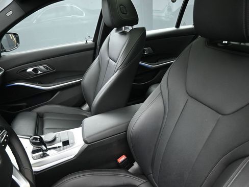 Used 2022 BMW 330i Sedan image 31