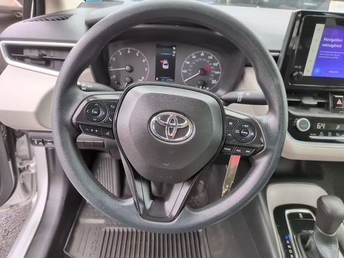 Used 2024 Toyota Corolla LE FWD image 14