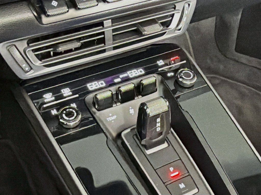 Certified 2020 Porsche 911 Carrera S RWD image 18